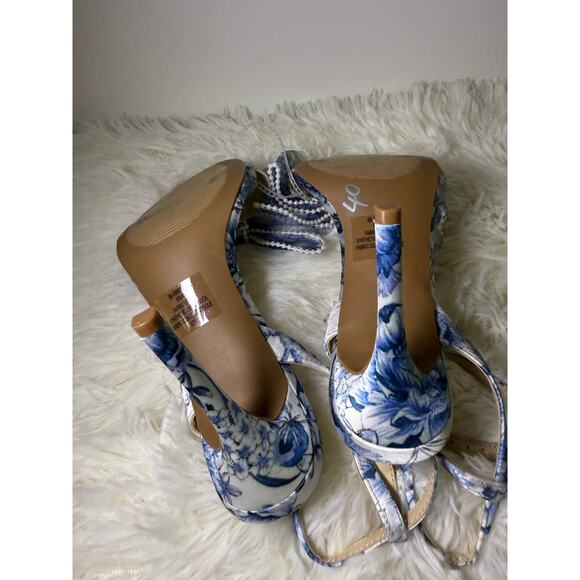 Betsey Johnson Blue Floral Heels – Pearl Bow Detail - Picture 13 of 13